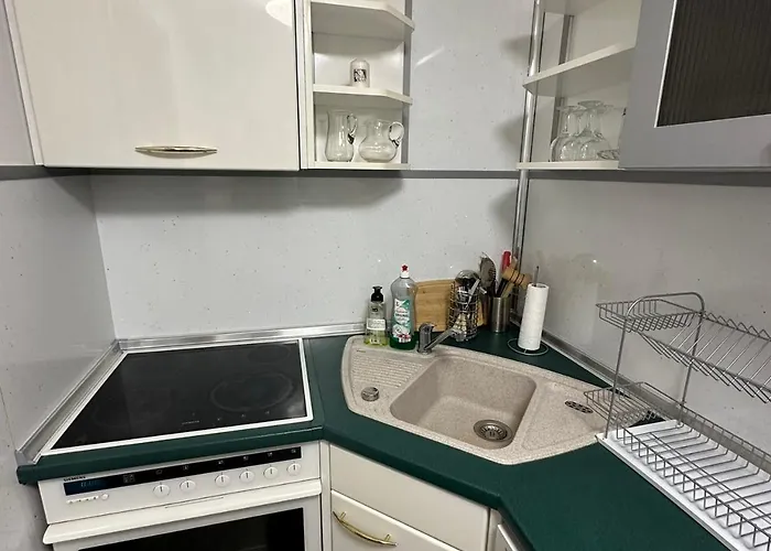 Victoria Apartment *